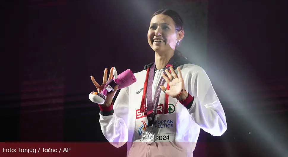angelina topić.webp